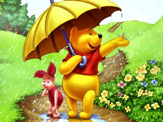 Winnie The Pooh bermain hujan