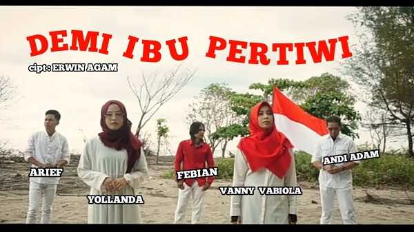 Demi Ibu Pertiwi - Vanny Vabiola, Andi Adam, Febian, Arief, Yollanda