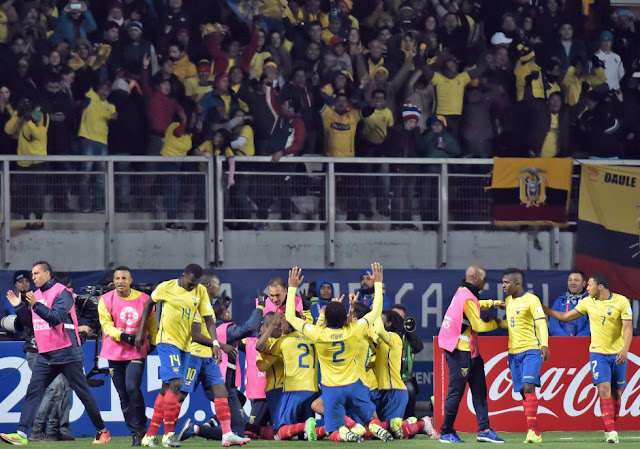 Con un gran Valencia, Ecuador vence a México.