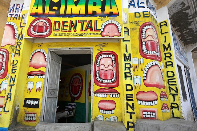 somalia storefront murals