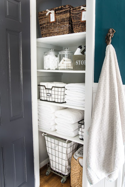  blesserhouse.Com - 7 recommendations for best linen closet enterprise for the first-class ways to sort sheets, preserve cleansing resources on hand, make laundry less complicated, and feature guest amenities in clean reach. #organizing #linencloset #business enterprise #bathroomorganizing