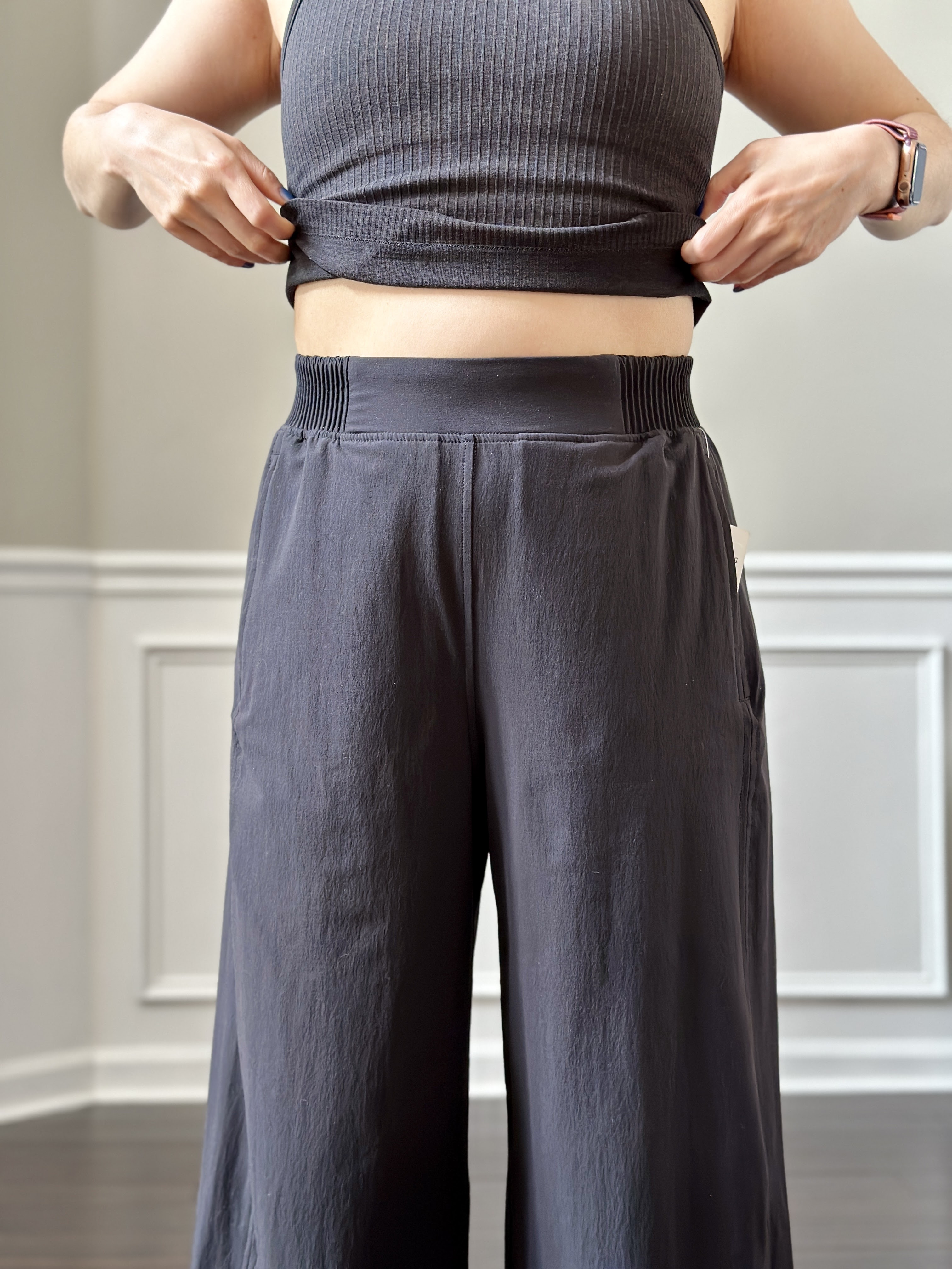 Fit Review Friday! Stretch Woven Wide-Leg High-Rise Cropped Pant