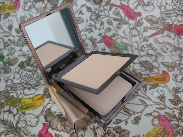 Urban Decay Naked Skin Powder compact