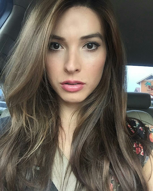 Carolina Gutierrez – Most Beautiful Transgender Woman Instagram Photos