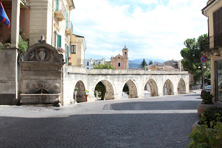 acquedotto sopraelevato Sulmona