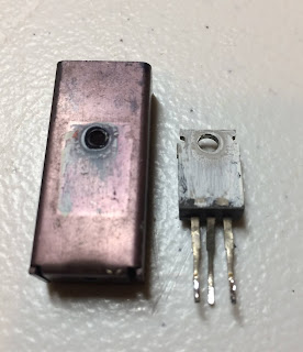 Pioneer SX-650_Transistor Q7 removed from heat sink