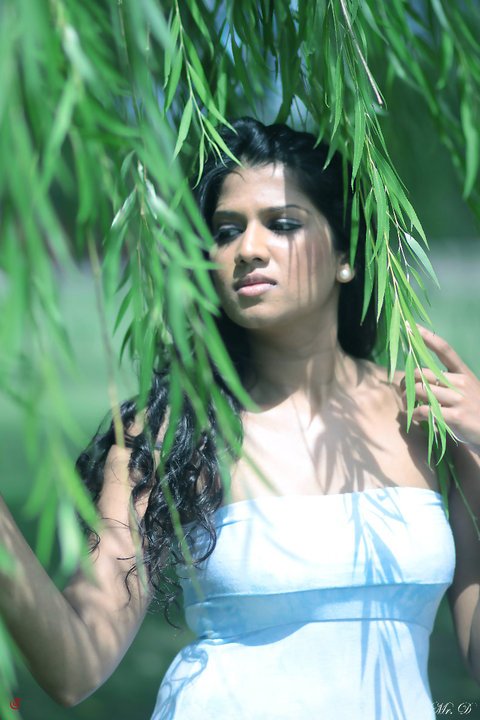 Ruwani WeerasooriyaSexy Girls Pictures