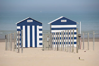 Mooie strandhuisjes op strand van De Panne: www.ontdekdepanne.be