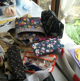 bag projects, homemade bags, clutch purse, pouches