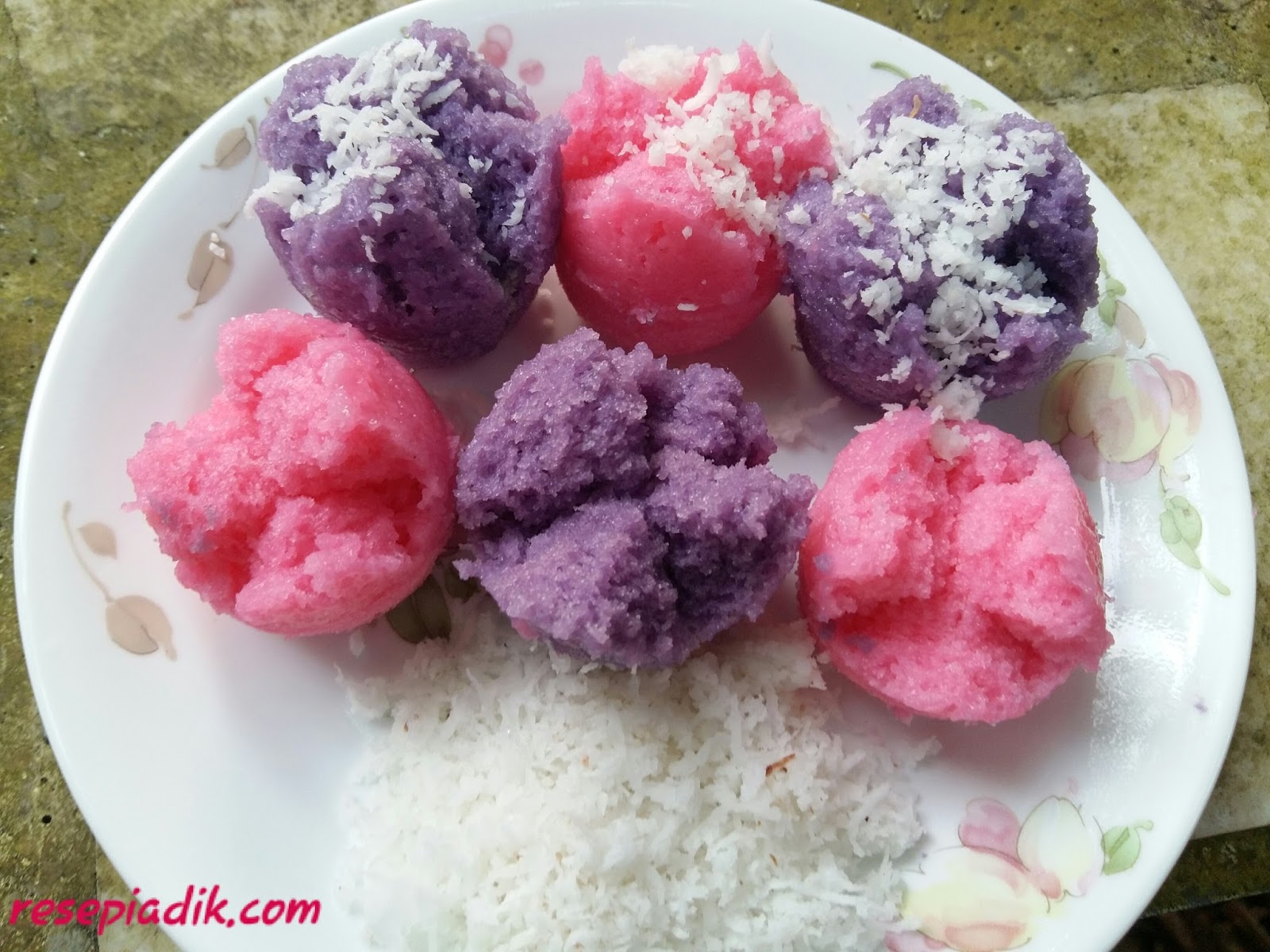 Kuih Apam Tapai Nasi - Rexus D