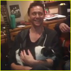 The video was posted by a member from Rodney Crowell‘s team, who wrote “Rodney Crowell and Tom Hiddleston, working on the soundtrack for I Saw the Light take a short break to spread some holiday cheer at Rodney’s studio with his wonder dog, Mono.”