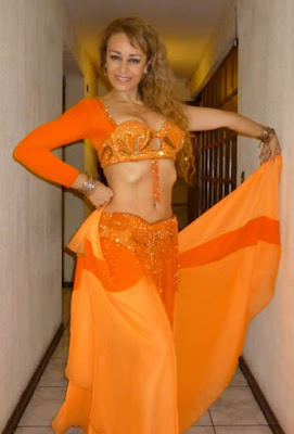 Profesora de danza árabe en Chile, Connie Foster.