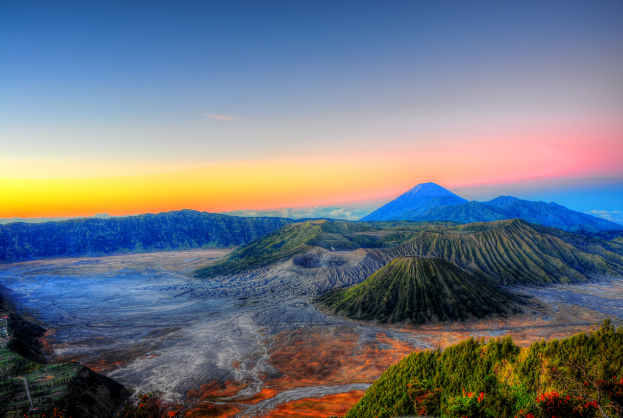 Anak Rimba: Gunung Bromo, Sunrise yang indah dan lautan pasirnya