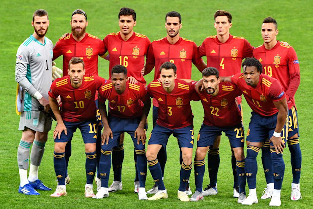 SELECCIÓN DE ESPAÑA. Temporada 2020-21. David De Gea, Sergio Ramos, Rodri, Mikel Merino, Pau Torres, Rodrigo Moreno. Sergio Canales, Ansu Fati, Reguilón, Jesús Navas y Adama Traoré. SELECCIÓN DE UCRANIA 1 SELECCIÓN DE ESPAÑA 0. 13/10/2020. Liga de Naciones de la UEFA, fase de grupos, Liga A, grupo 4, 4ª jornada. Kiev, Ucrania, estadio Olímpico.