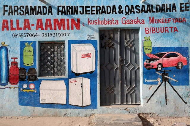 somalia storefront murals