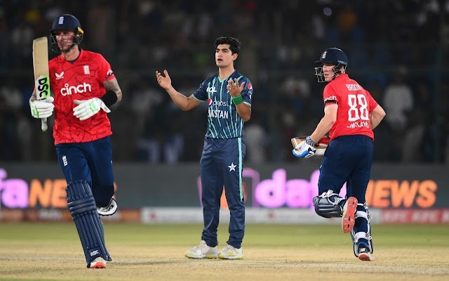 England go 1-0 up in the 7-match T20I series in Pakistan