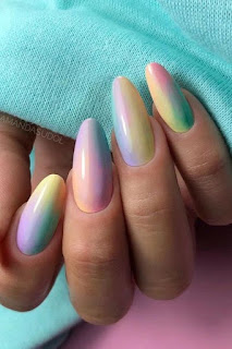 Ombre Chic nail art