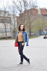 leather pants streetstyle