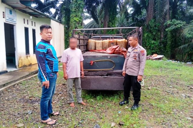 Polisi Amankan 13 Jerigen Solar dan Tanki Siluman