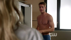 Justin Hartley Shirtless in Emily Owens MD s1e03