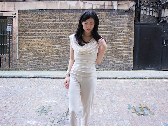 atom label review, jolaby review, atom label jolaby, atom label blog review, jolaby brand, jolaby jumpsuit, atom label jumpsuit review, nitrogen jumpsuit, atom label uk, jolaby uk, atom label drape dress