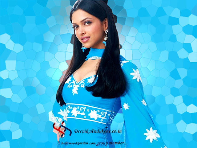 Bollywood Actress: Deepika Padukone Hot Photo Gallery
