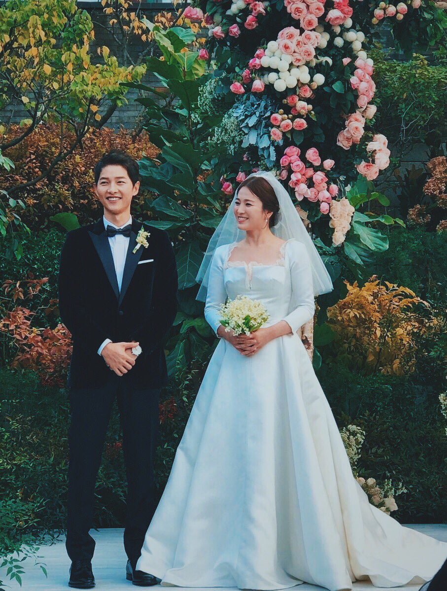 Gambar Perkahwinan Song Joong Ki dan Song Hye Kyo  Cerita 