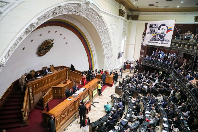 Asamblea Nacional venezolana dio luz verde para la entrada de ayuda humanitaria.