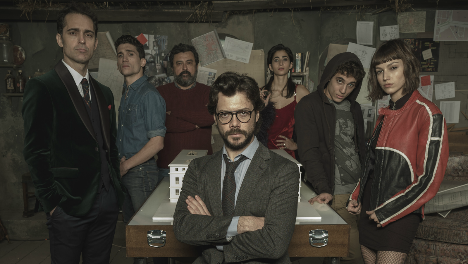 Money Heist La casa de papel Andrés de Fonollosa Berlin Pedro Alonso Daniel Ricardo Ramos Denver Jaime Lorente Agustín Ramos dos Hermanas Moscow Paco Tous Sergio Marquina The Professor Salvador Salva Martín Álvaro Morte Ágata Jiménez Nairobi Alba Flores Aníbal Cortés Rio Miguel Herrán Silene Oliveira Tokyo Úrsula Corberó