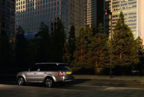 Off-road Range Rover
