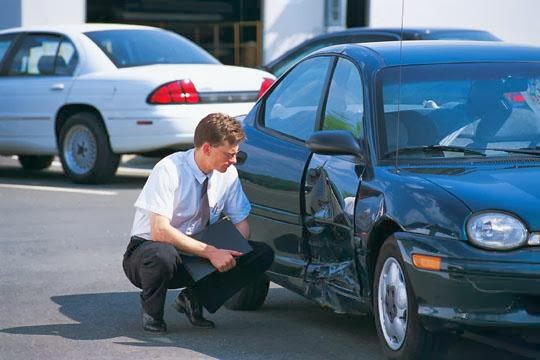 Fixing a Vehicle Body Repair Shop Car Without Insurance