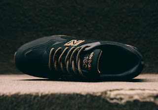 New Balance 1600 Black/Gum laces