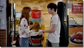 Its.Okay.Its.Love.E04.mp4_002293991_