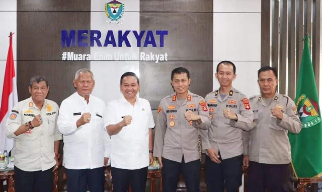  Pj Bupati Terima Kunjungan Kerja Perdana Kapolres Muara Enim di Kantor Bupati Muara Enim