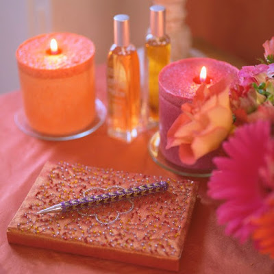 Simple decorative ideas for Interior Design with scented candles , Home Interior Design Ideas , http://homeinteriordesignideas1.blogspot.com/