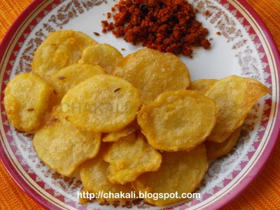 batata bhajji, batata bhaji, batatyachi bhaji, aloo pakoda, aloo pakora, pakoda recipe