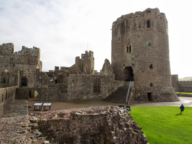 Pembroke, castle, expat, travel, Wales