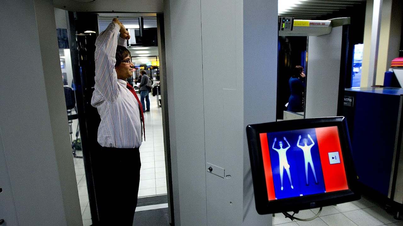 Millimeter wave scanner Airport