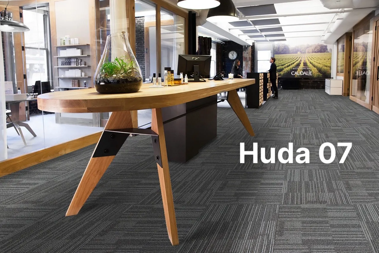Phối cảnh Thảm văn phòng sử dụng thảm tấm HUDA-07