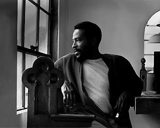 Marvin Gaye Retrato junto ventana