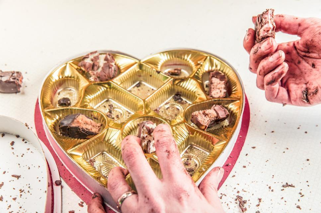 Customized Heart Shaped Chocolate Box