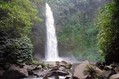 wisata air terjun blemantung