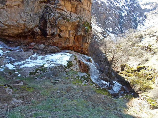 Поход к затерянным водопадам в ущелье Оджук, Варзоб, горы Таджикистана