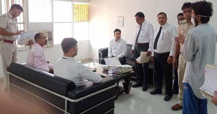 lok-adalat-set-up-in-neemka-Jail