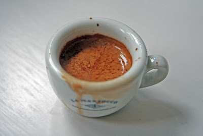 Shots Espresso on Creme De Um Espresso Bem Tirado    Formado Por Uma Espuma Uniforme