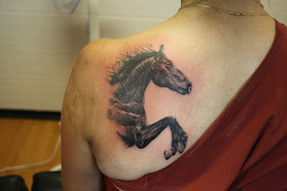 TATUAJES DE ANIMALES CABALLOS