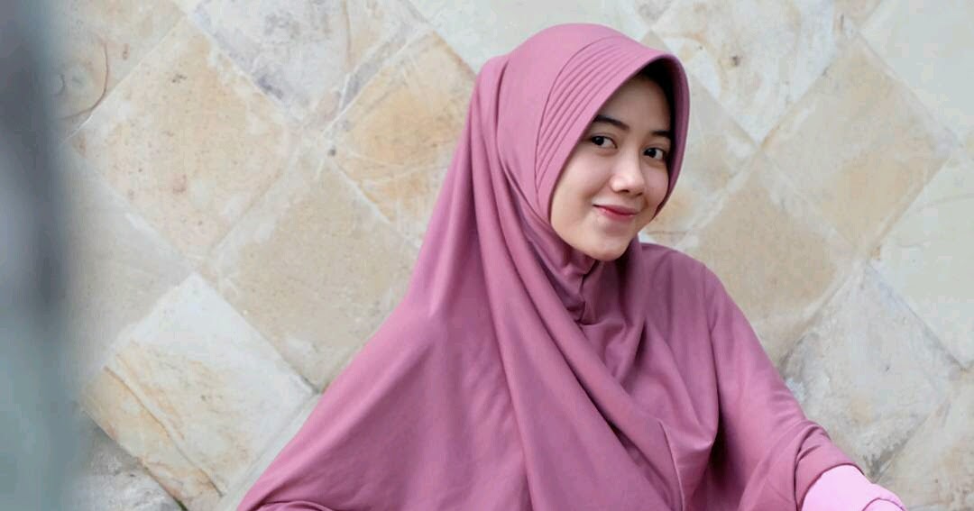  Koleksi  foto  abg hijab pink cantik  CantikaMagz