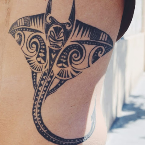 Streets of Barcelona - Full of Impressive #StreetStyle Tattoos