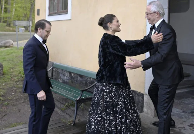Crown Princess Victoria wore a tulle embroidery gathered flounces ankle length ball dress by Giambattista Valli x H&M. Tord Magnuson