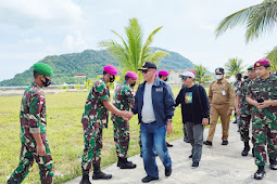 Bupati Natuna bersama BPK Provinsi Kepri Kunjungi Prajurit TNI yang Bertugas di Pulau Sekatung 
